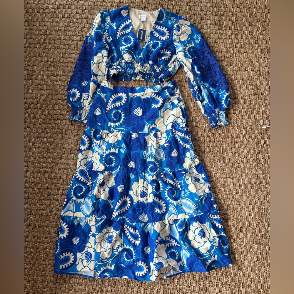 NWT Blue Patterned Set